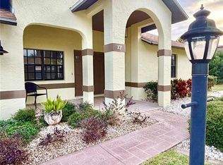 17 Fenwick Ln, Palm Coast, FL 32137