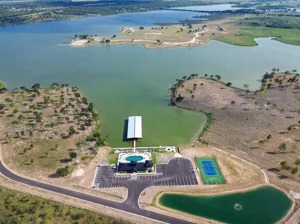 L21 Camp Fleming Ct, Corsicana, TX 75110