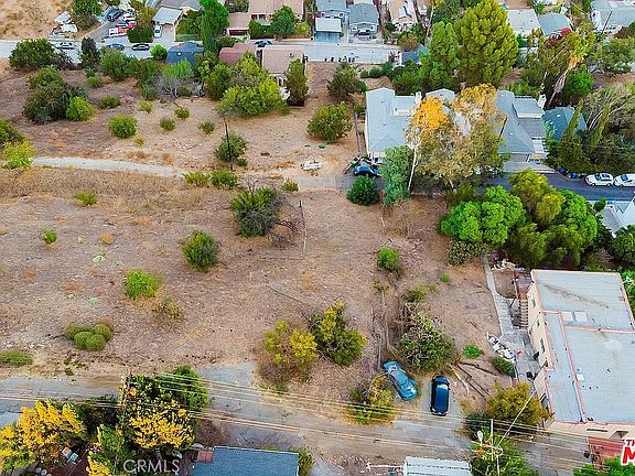4th image of 448 Beech St Lot 33