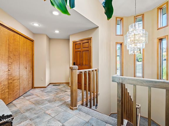Entry>