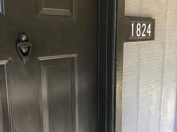 3rd image of 1824 Brewster Creek Dr