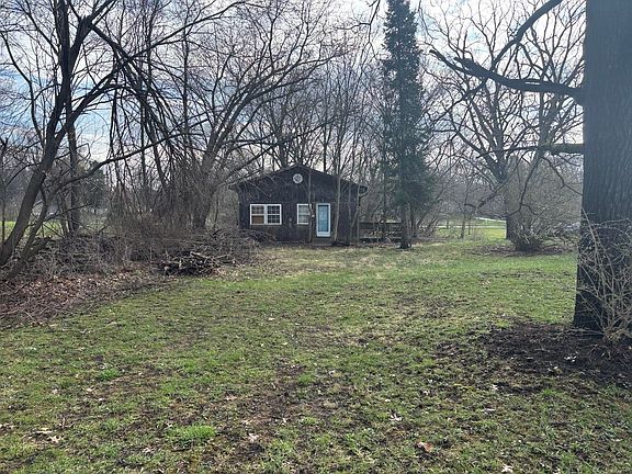 3rd image of 417 Lockwood St