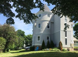 360 Pearl St #101, Burlington, VT 05401