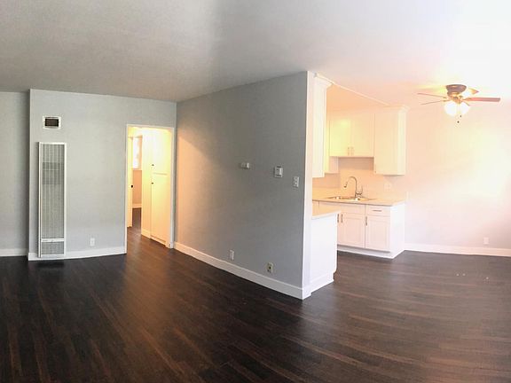 3rd image of 5537 Lexington Ave APT 4