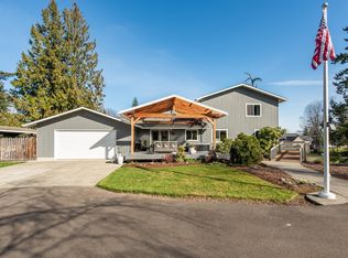 1733 E Woodhaven Ln, Port Angeles, WA 98362