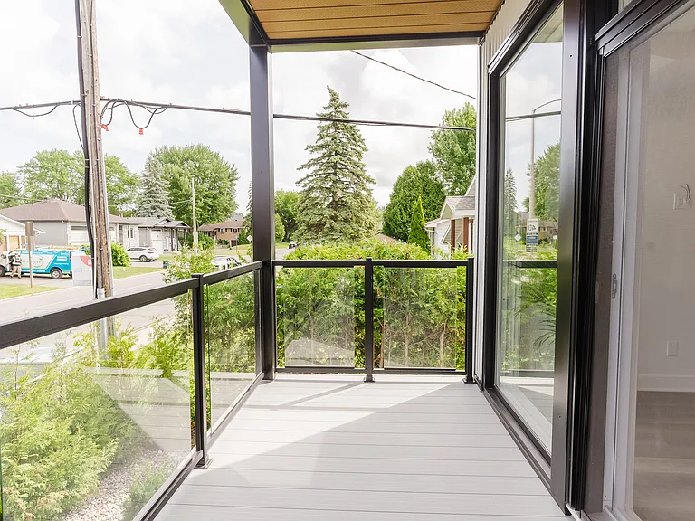 845 Champlain St — Photo 42