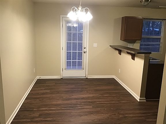 5th image of 6634 Chestnut Oak Ln