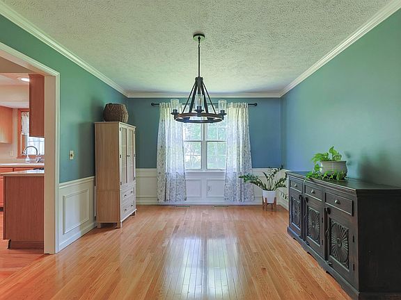 5th image of 50769 Bromley Dr