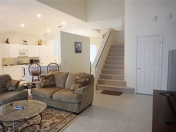 5th image of 12367 SE Plandome Dr
