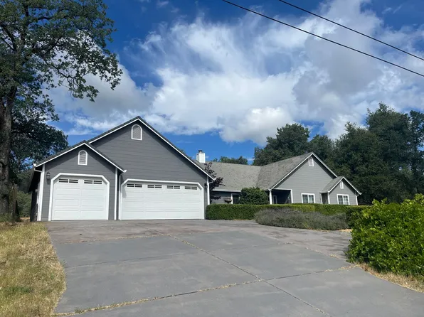 8957 Knobhill Cir, Redding, CA 96001