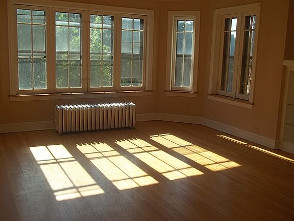 3rd image of 8115 S Langley Ave #2