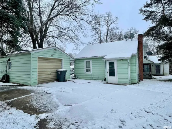 101 Fernwood Ct, East Peoria, IL 61611
