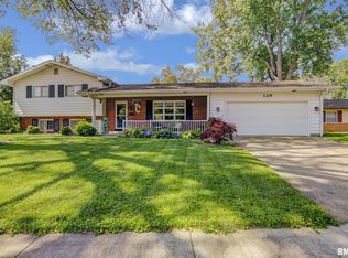 129 Andover Dr, Springfield, IL 62704