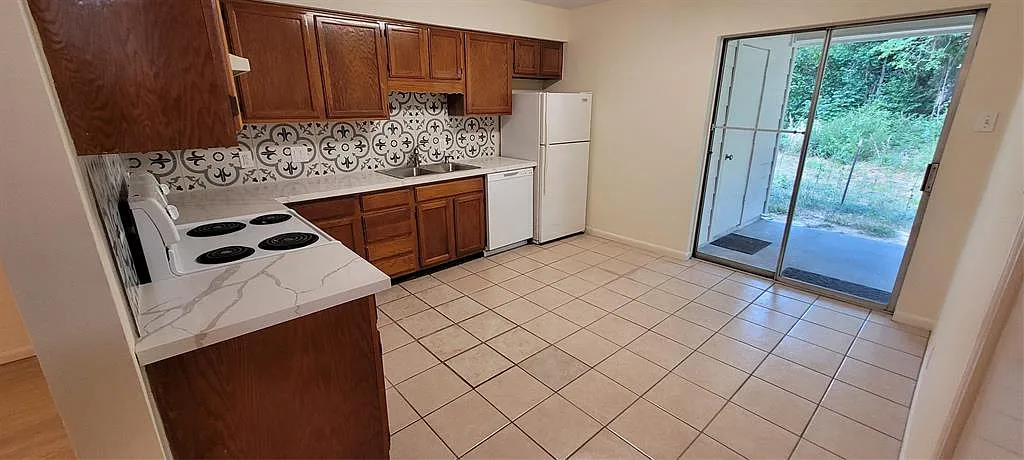 3 Westway Drive - 8 — Photo 4