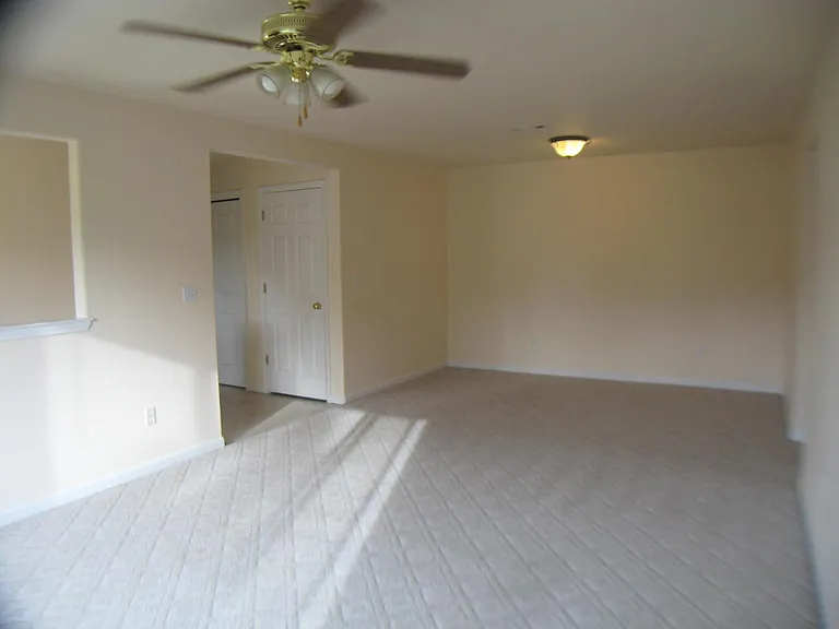 Living Dining Area