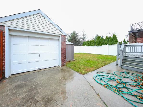 75-59 195th Street image 16 of 16