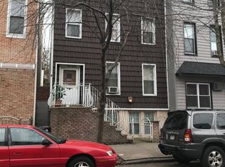108 Jackson St, Brooklyn, NY 11211