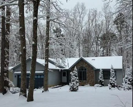 203 Tall Pines Ave photo 1