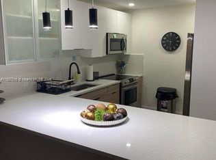 3050 N Palm Aire Dr APT 105, Pompano Beach, FL 33069