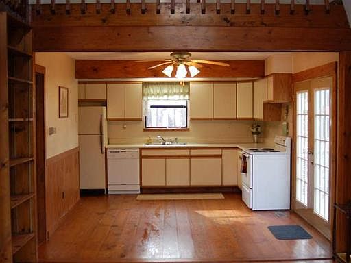 2nd image of 136 Riverbend Dr