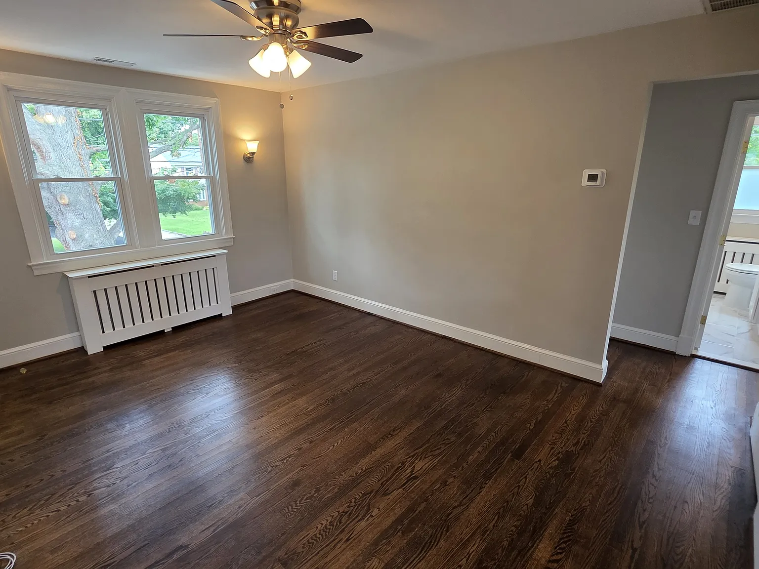 2 bed, 725 sqft, $1,950 — Photo 3