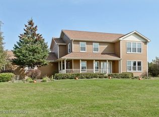 5N515 Hazelwood Trl, Saint Charles, IL 60175