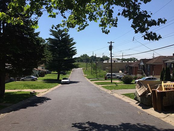 5th image of 7033 Theodore Ave