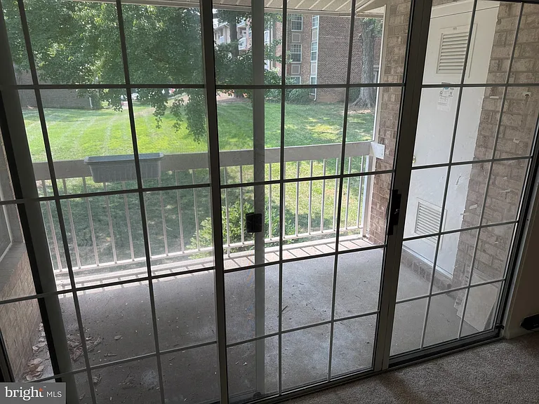 1942 Kennedy Dr #201 — Photo 10