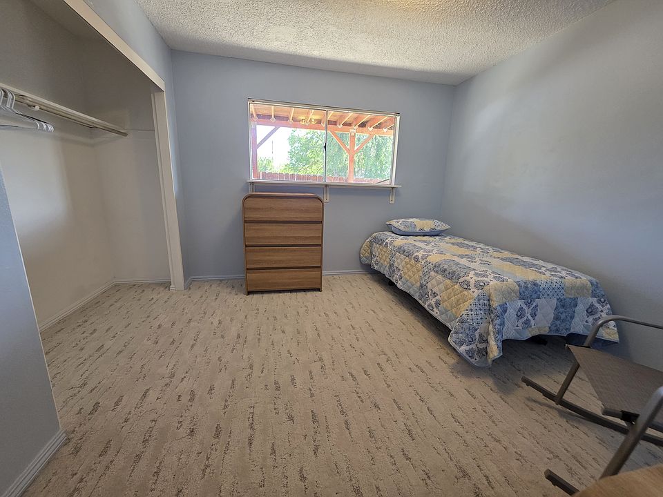 1st image of 522 N La Luna Ave
