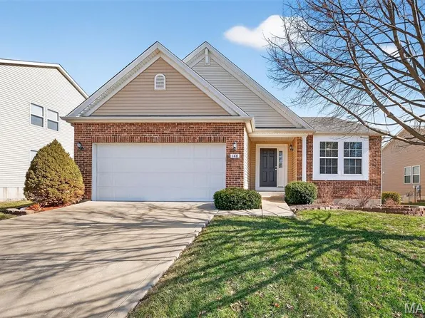 148 Brighton Park Dr, Saint Charles, MO 63303