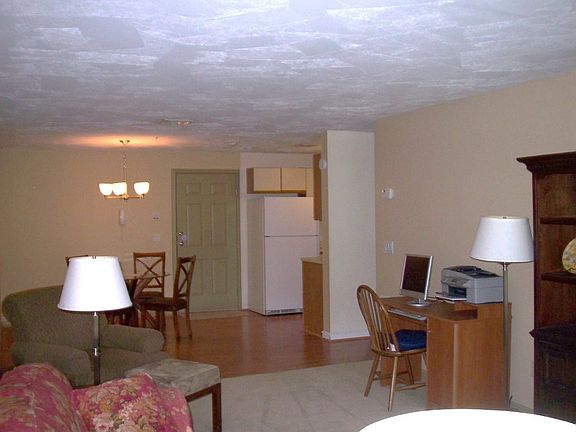 5th image of 307B Amherst St APT 235