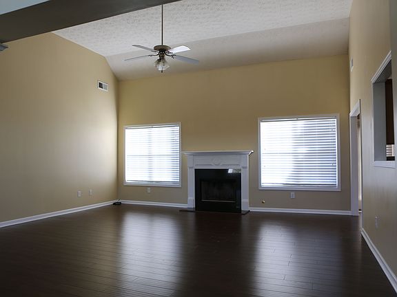 5th image of 2780 Bethesda Ct