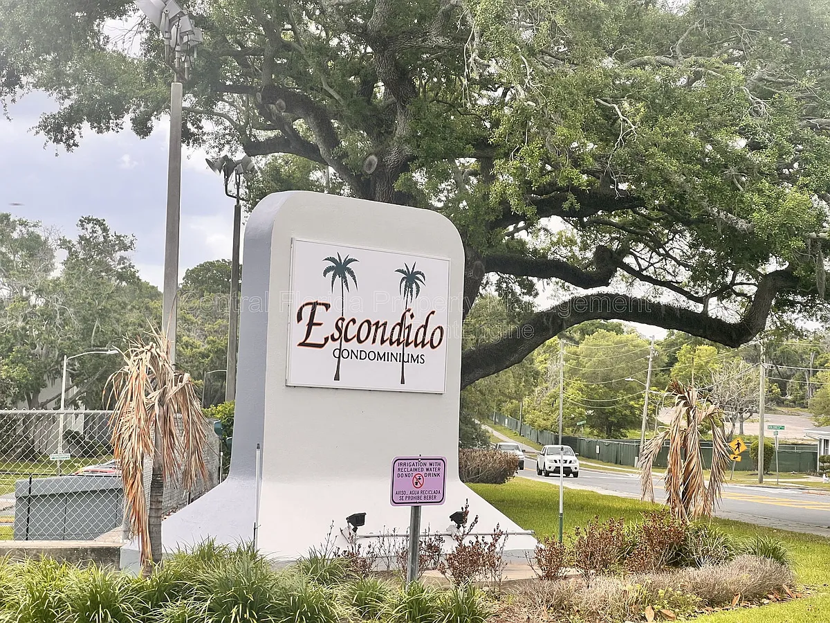 Building Photo - 17 Escondido Cir #1-239