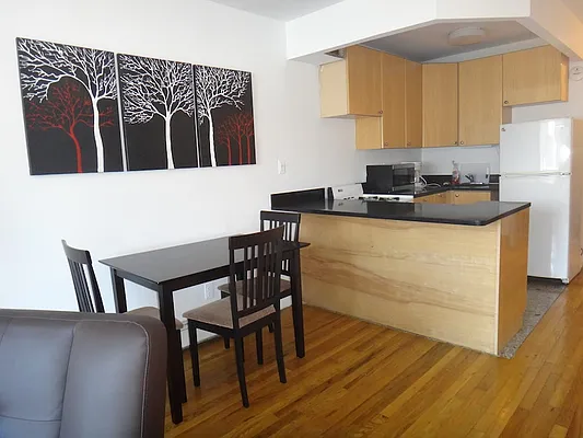 Rented by KVNY Soho | media 59