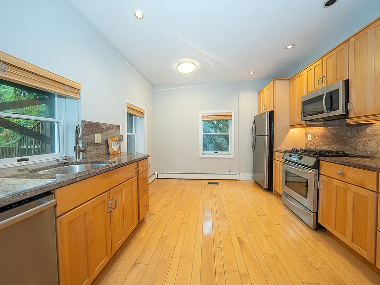 212 Elm Ter #1 — Photo 30