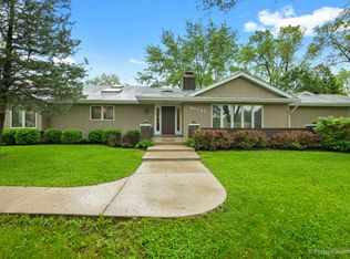 3N121 Fair Oaks Rd, West Chicago, IL 60185