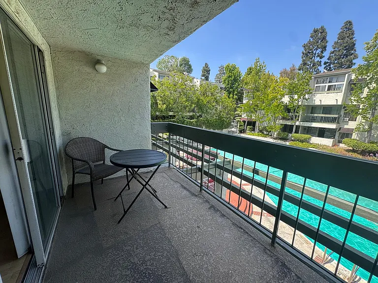 4900 Overland Ave #260 — Photo 8