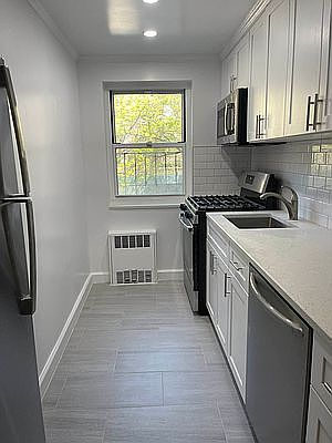 3rd image of 135-25 Hoover Ave #5
