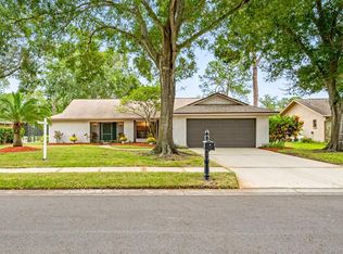 3519 Fairway Forest Dr, Palm Harbor, FL 34685