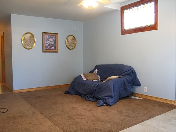4th image of 10800 S Avenue J