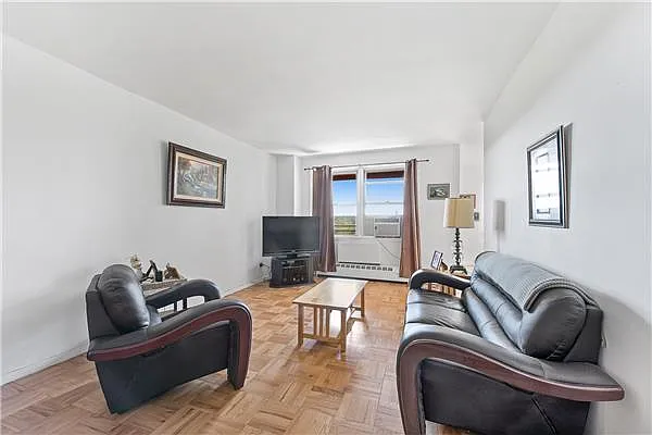 Sold by Exclusive Properties Sotheby's International Realty | media 5