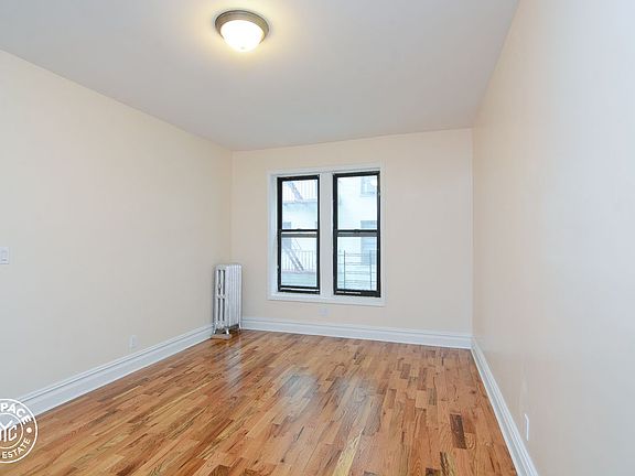 4th image of 68 Saint Pauls Pl APT 5D