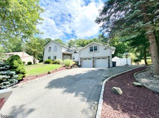 51 Cannonball Rd, Wanaque, NJ 07465