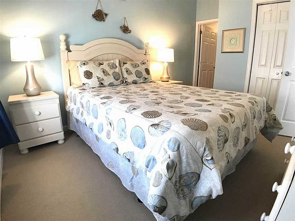 3rd image of 6210 Ocean Ave #203