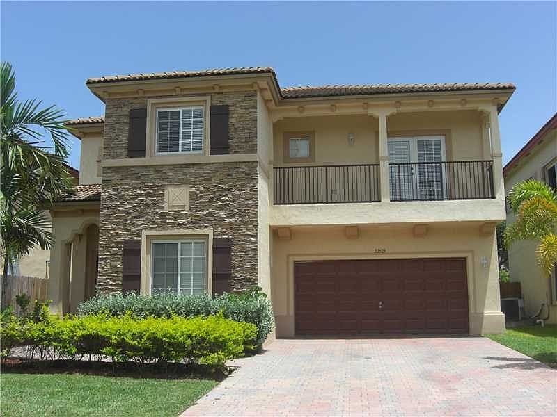 1st image of 22525 SW 94th Pl