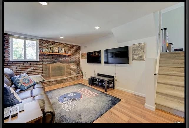 2nd image of 346 Bernice Dr #B