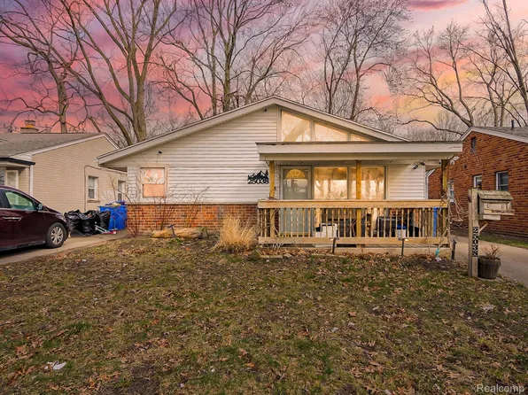 25038 Annapolis St, Dearborn Heights, MI 48125