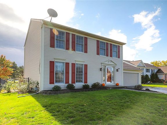 3rd image of 644 Bayberry Ln