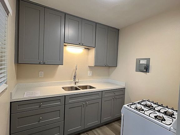4th image of 1101 W West Ave APT C