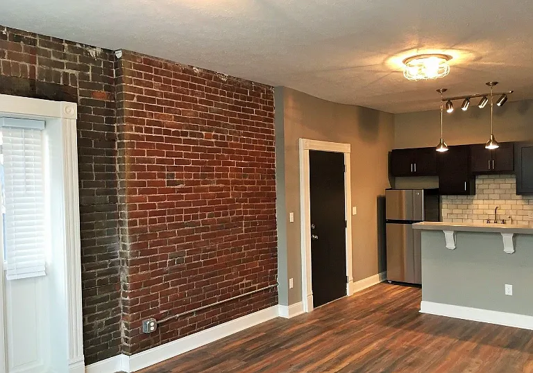 5719 E Liberty Blvd — Photo 5
